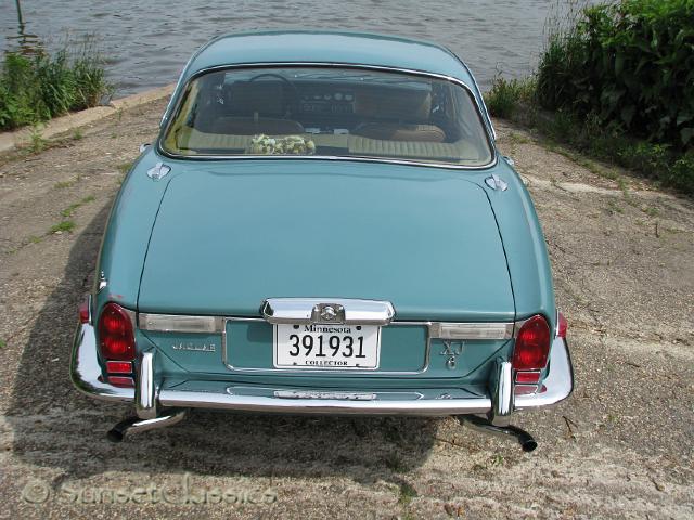 1973-jaguar-xj6-439.jpg