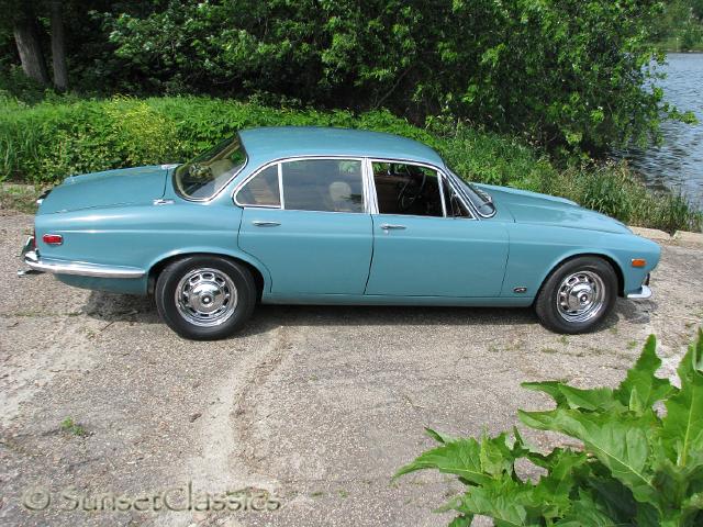 1973-jaguar-xj6-441.jpg