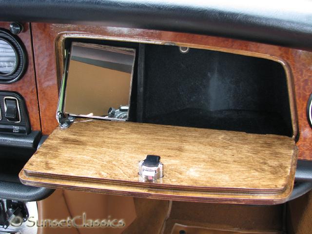 1973-jaguar-xj6-552.jpg