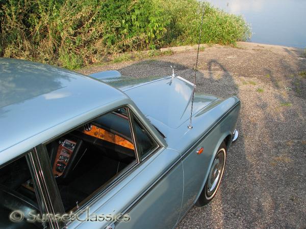 1973-rolls-royce-240.jpg