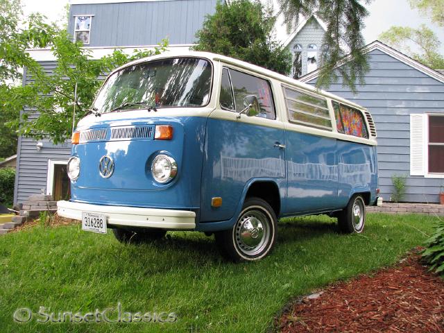 1973-vw-bus-weekender-012.jpg