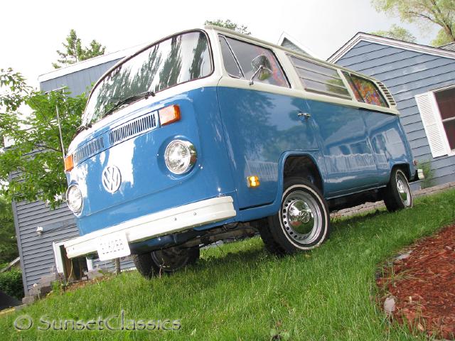 1973-vw-bus-weekender-015.jpg