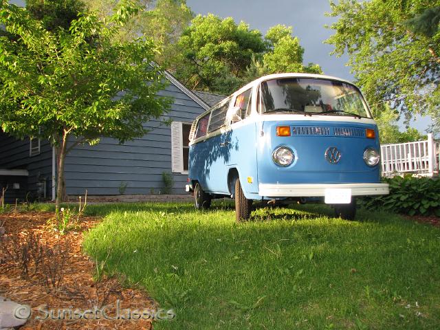 1973-vw-bus-weekender-024.jpg