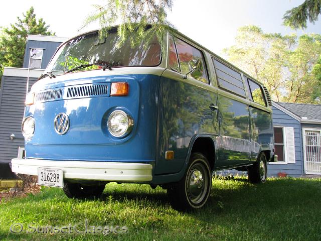 1973-vw-bus-weekender-043.jpg