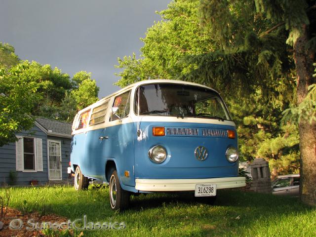1973-vw-bus-weekender-044.jpg