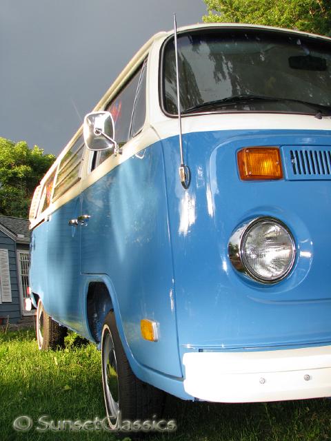 1973-vw-bus-weekender-053.jpg