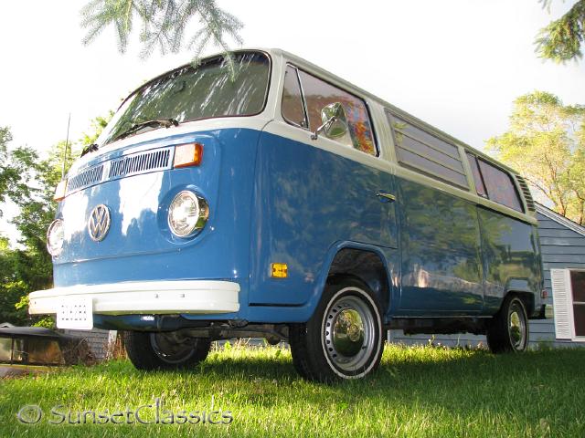 1973-vw-bus-weekender-057.jpg