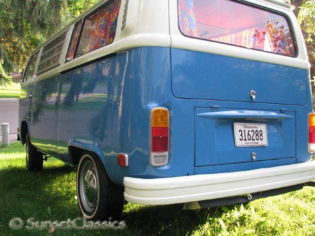 1973-vw-bus-weekender-061.jpg