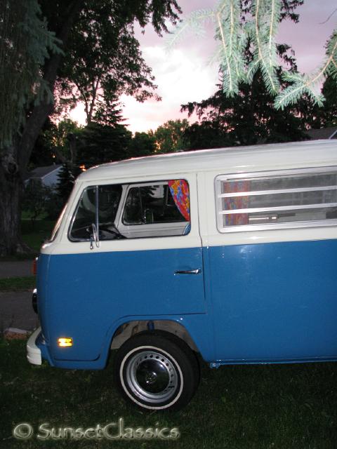 1973-vw-bus-weekender-407.jpg