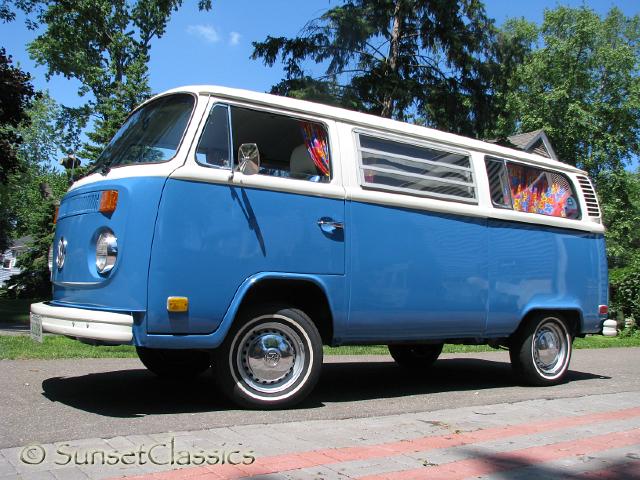 1973-vw-bus-weekender-499.jpg