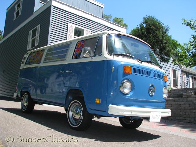 1973-vw-bus-weekender-506.jpg