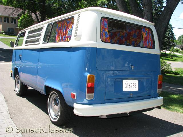 1973-vw-bus-weekender-531.jpg