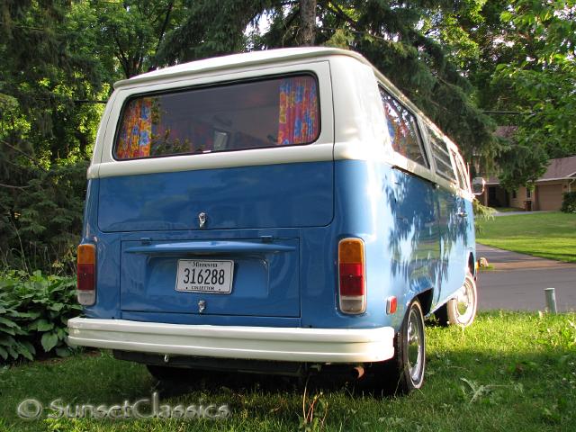 1973-vw-bus-weekender-998.jpg