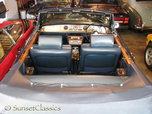 1974-rolls-royce-corniche-558.jpg