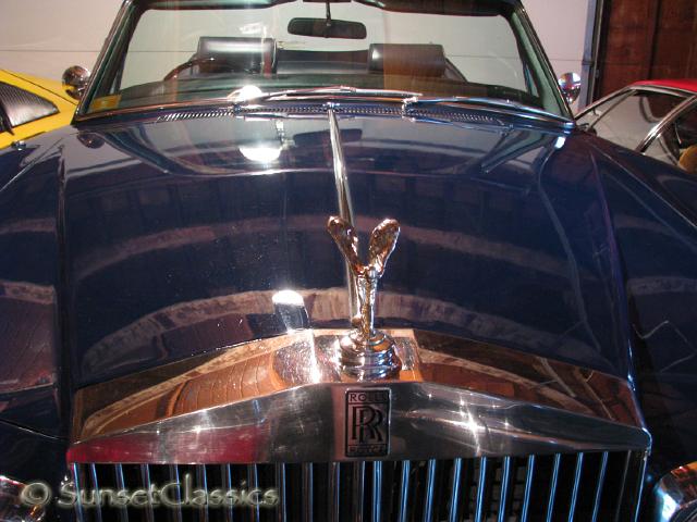 1974-rolls-royce-corniche-567.jpg