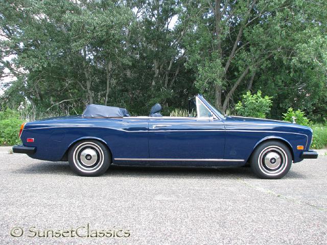 1974-rolls-royce-corniche-594.jpg