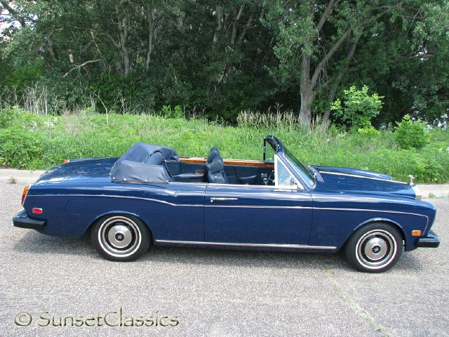 1974-rolls-royce-corniche-595.jpg