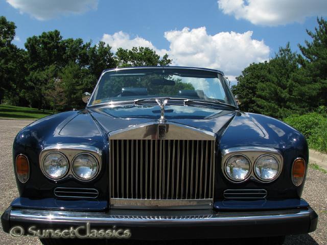 1974-rolls-royce-corniche-625.jpg