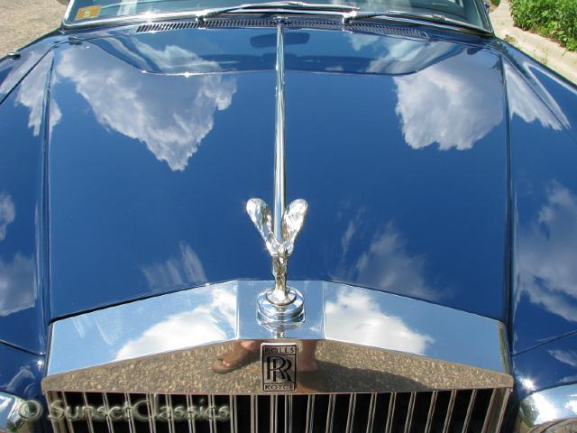 1974-rolls-royce-corniche-628.jpg