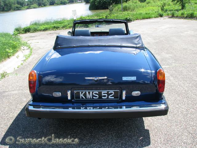 1974-rolls-royce-corniche-758.jpg