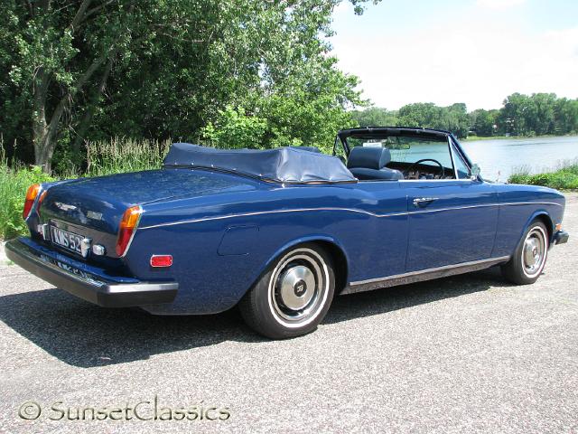 1974-rolls-royce-corniche-761.jpg