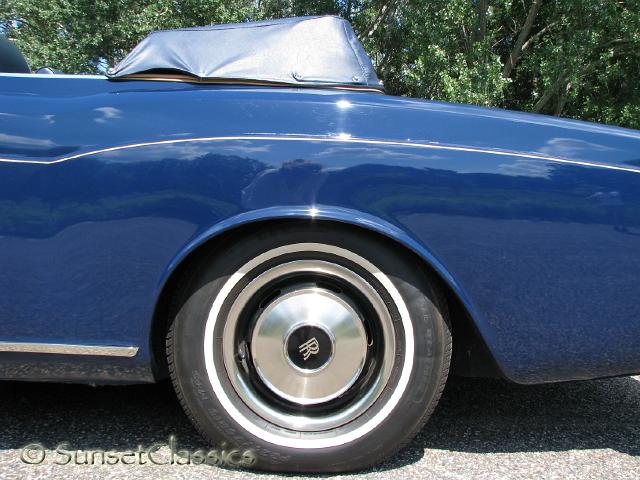 1974-rolls-royce-corniche-815.jpg