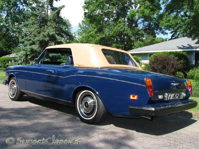 1974-rolls-royce-corniche-957.jpg