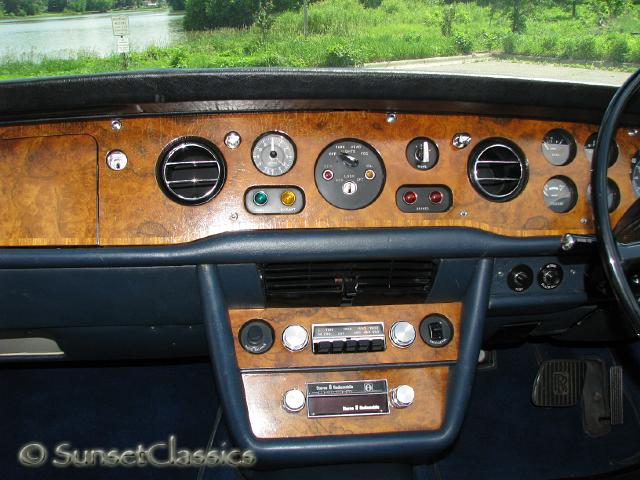 1974-rolls-royce-corniche-703.jpg