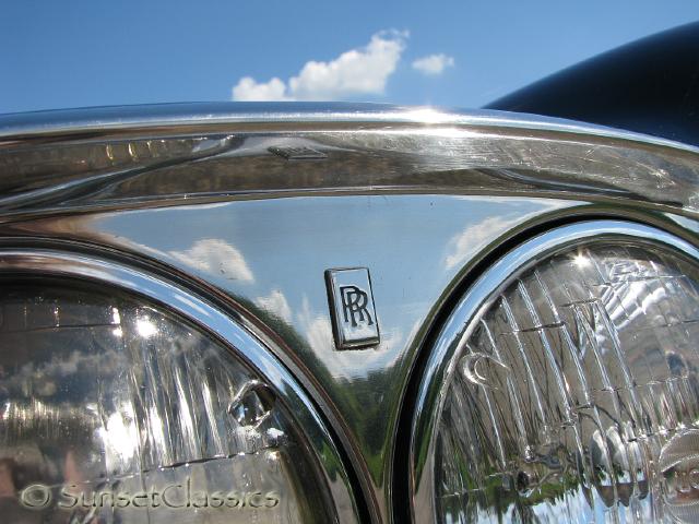 1974-rolls-royce-corniche-855.jpg