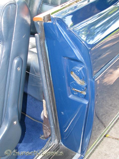 1974-rolls-royce-corniche-877.jpg