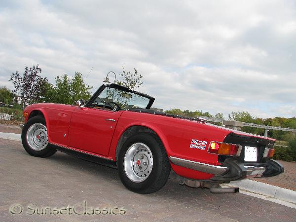 1974-triumph-tr6-543.jpg