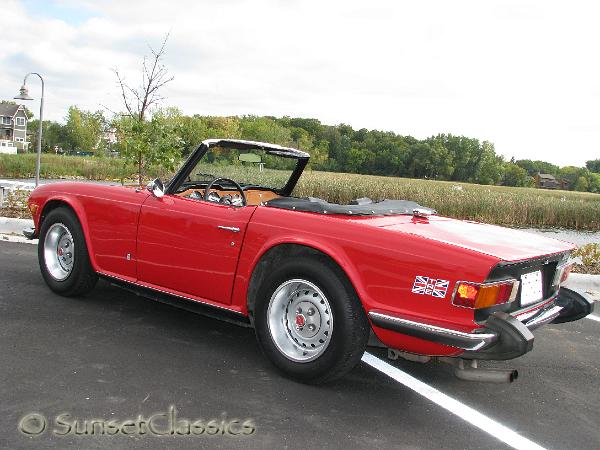 1974-triumph-tr6-582.jpg