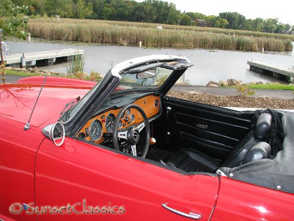 1974-triumph-tr6-584.jpg