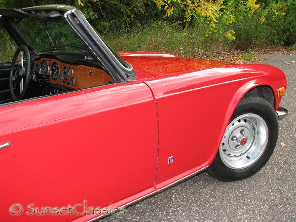 1974-triumph-tr6-593.jpg