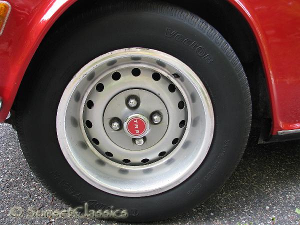 1974-triumph-tr6-598.jpg