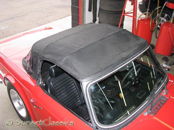 1974-triumph-tr6-718.jpg