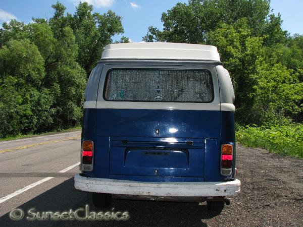 1974-vw-bus-pop-top-468.jpg