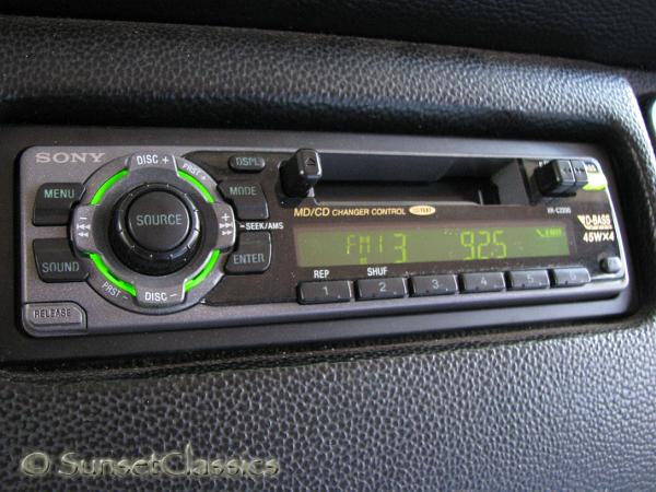 1974-vw-bus-pop-top-636.jpg