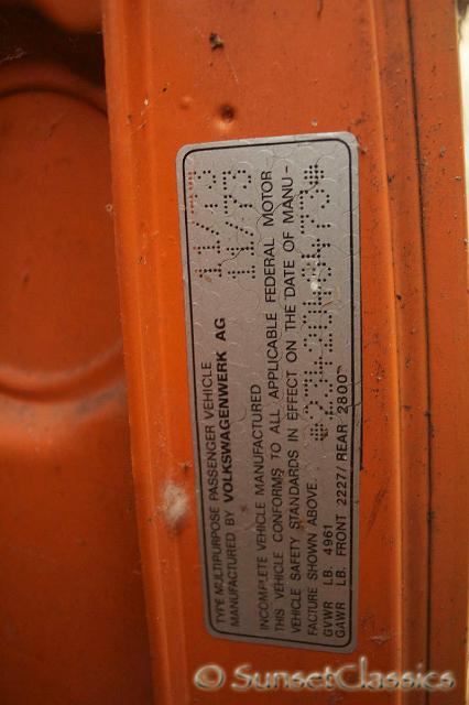1974-vw-bus-orange-VIN.jpg