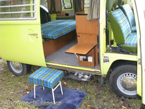 1974-vw-westy-440.jpg