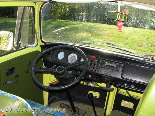 1974-vw-westy-550.jpg