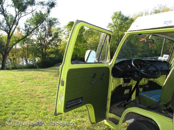 1974-vw-westy-574.jpg