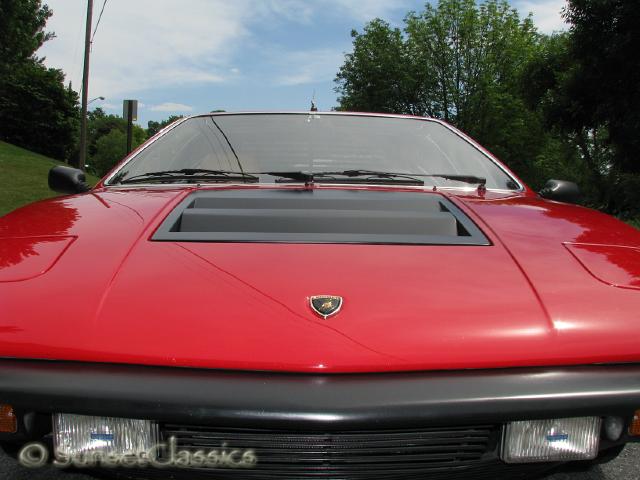 1975-lamborghini-urraco-702.jpg