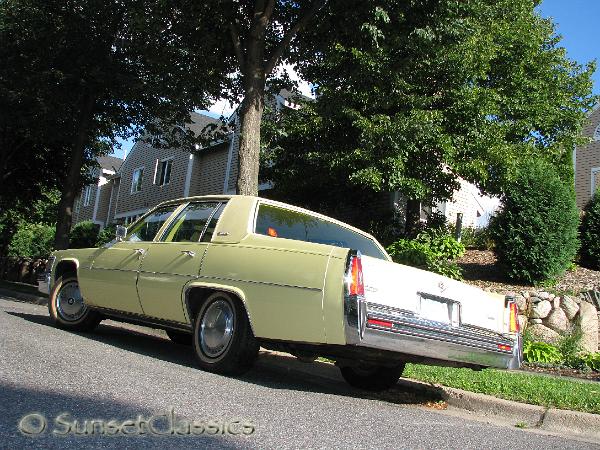1977-cadillac-deville-525.jpg