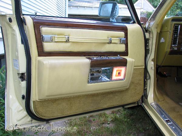 1977-cadillac-deville-571.jpg