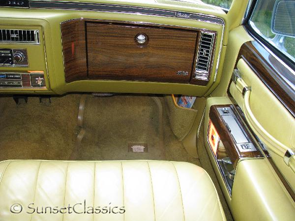 1977-cadillac-deville-578.jpg