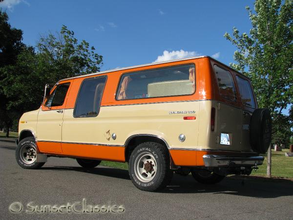 1977-ford-conversion-van-135.jpg