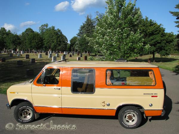 1977-ford-conversion-van-137.jpg