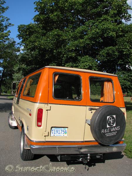 1977-ford-conversion-van-138.jpg