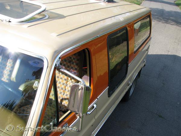 1977-ford-conversion-van-153.jpg